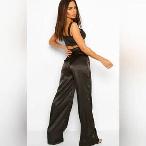 House of Harlow 1960 x Revolve 2pc satin bustier‎ and wide leg jeweled pants Med